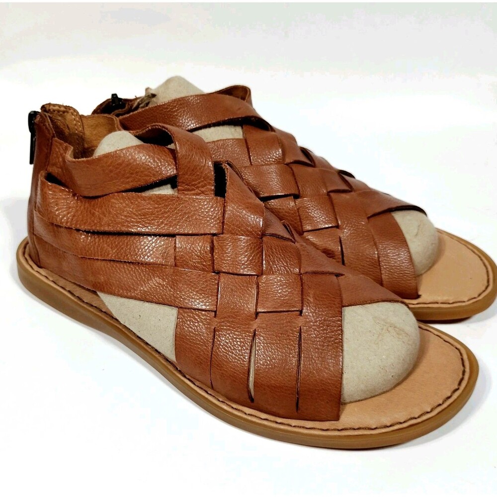 Born Iwa Woven Tan Gladiator Sandals 8 Heel Zip Soft Leather Flat Boho Resort